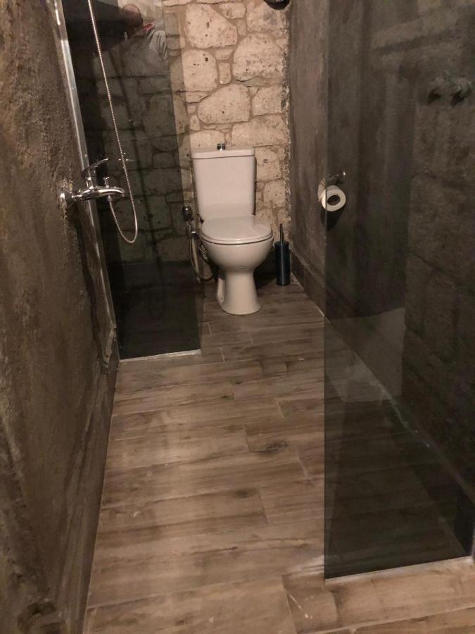 Sila אלאקאטי מראה חיצוני תמונה